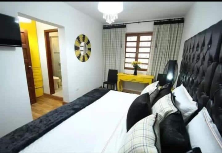 Suites+Arte Кито Экстерьер фото