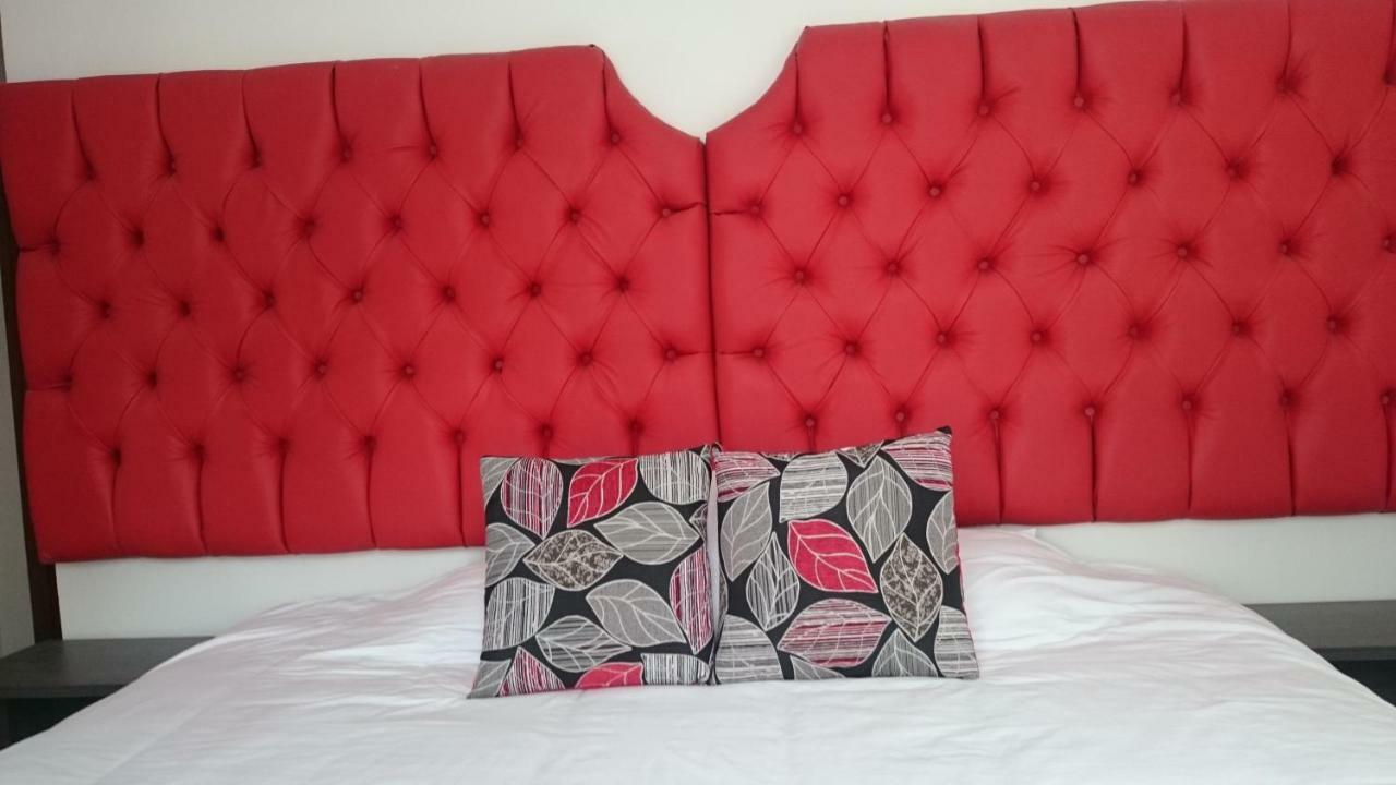 Suites+Arte Кито Экстерьер фото
